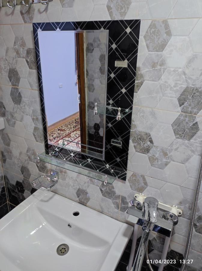 فندق Sezam بخارى المظهر الخارجي الصورة